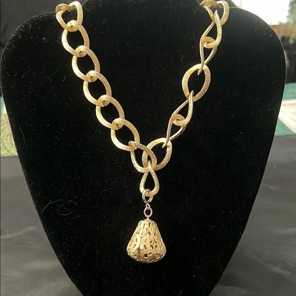 Vintage Sarah Coventry gold chain necklace with pendant light signs of wear EVC - Picture 3 of 5